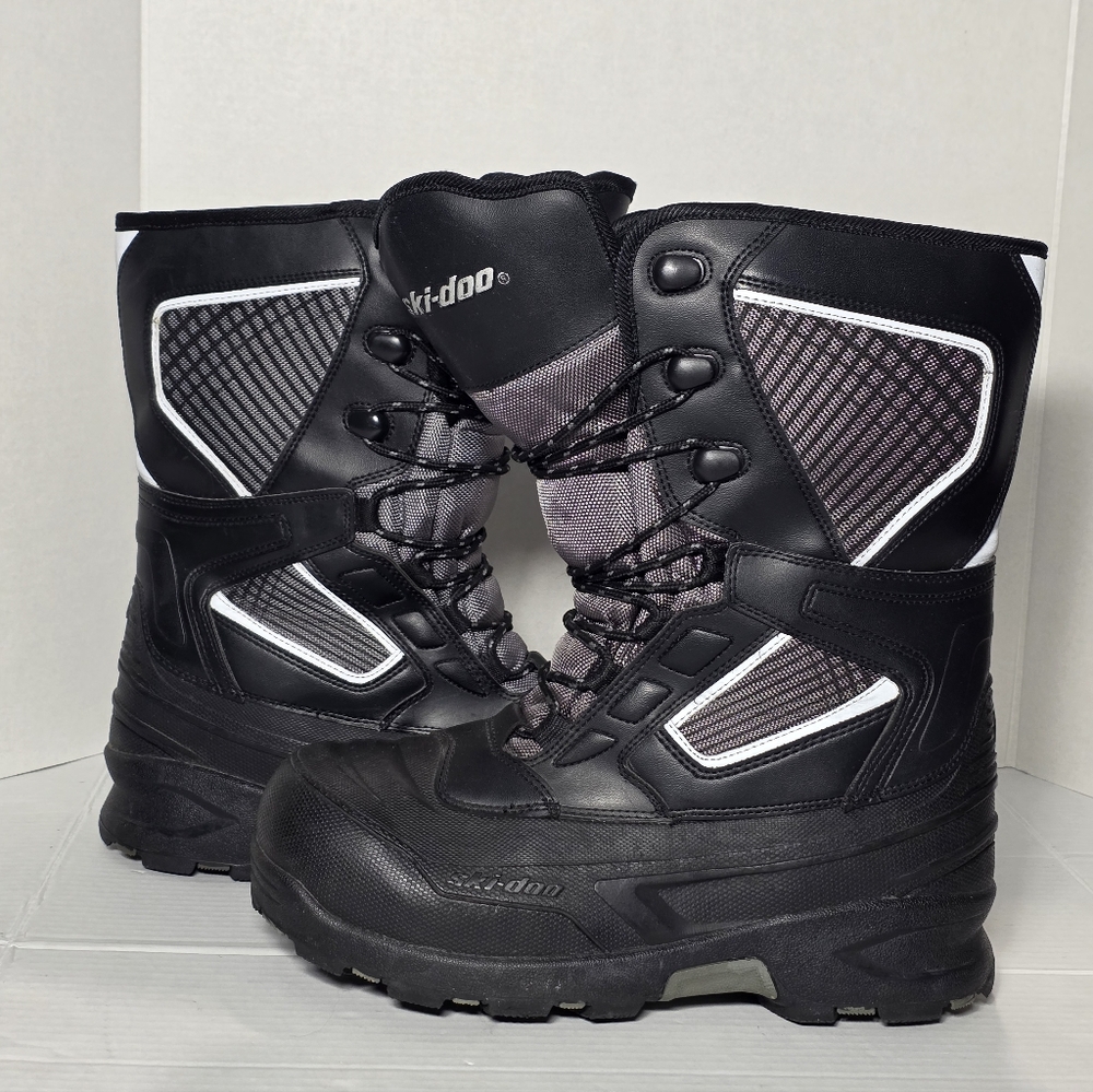 BRP Ski-Doo Rebel Thinsulate Waterproof Snow Boots Mens Sz 10 Grey Black